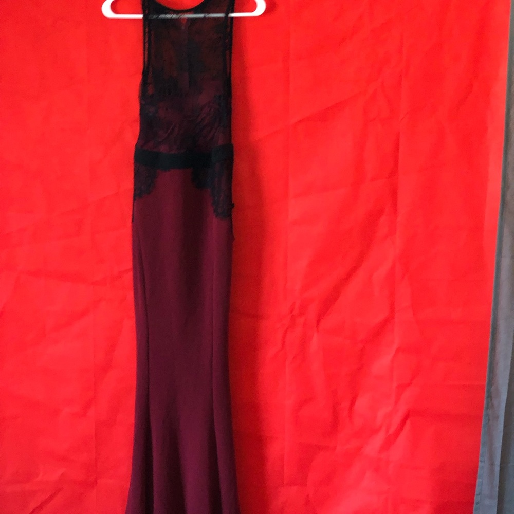 Burgundy/black lace PROM DRESS